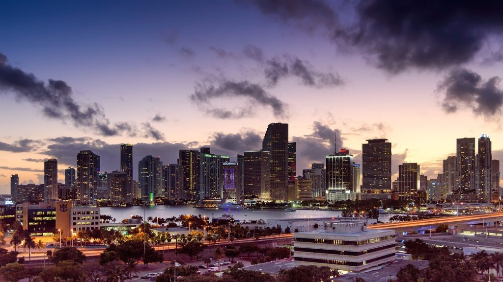 Auto Transport in Miami, Florida