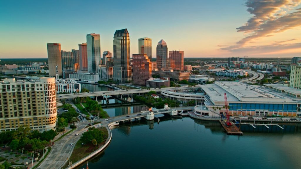 Auto Shipping in Tampa, Florida